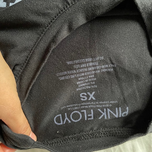 short sleeve - Picture 2 of 3